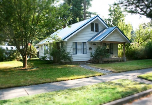 Sander’s Beach Vacation Cottage in Downtown Cd’A – $1400/per wk